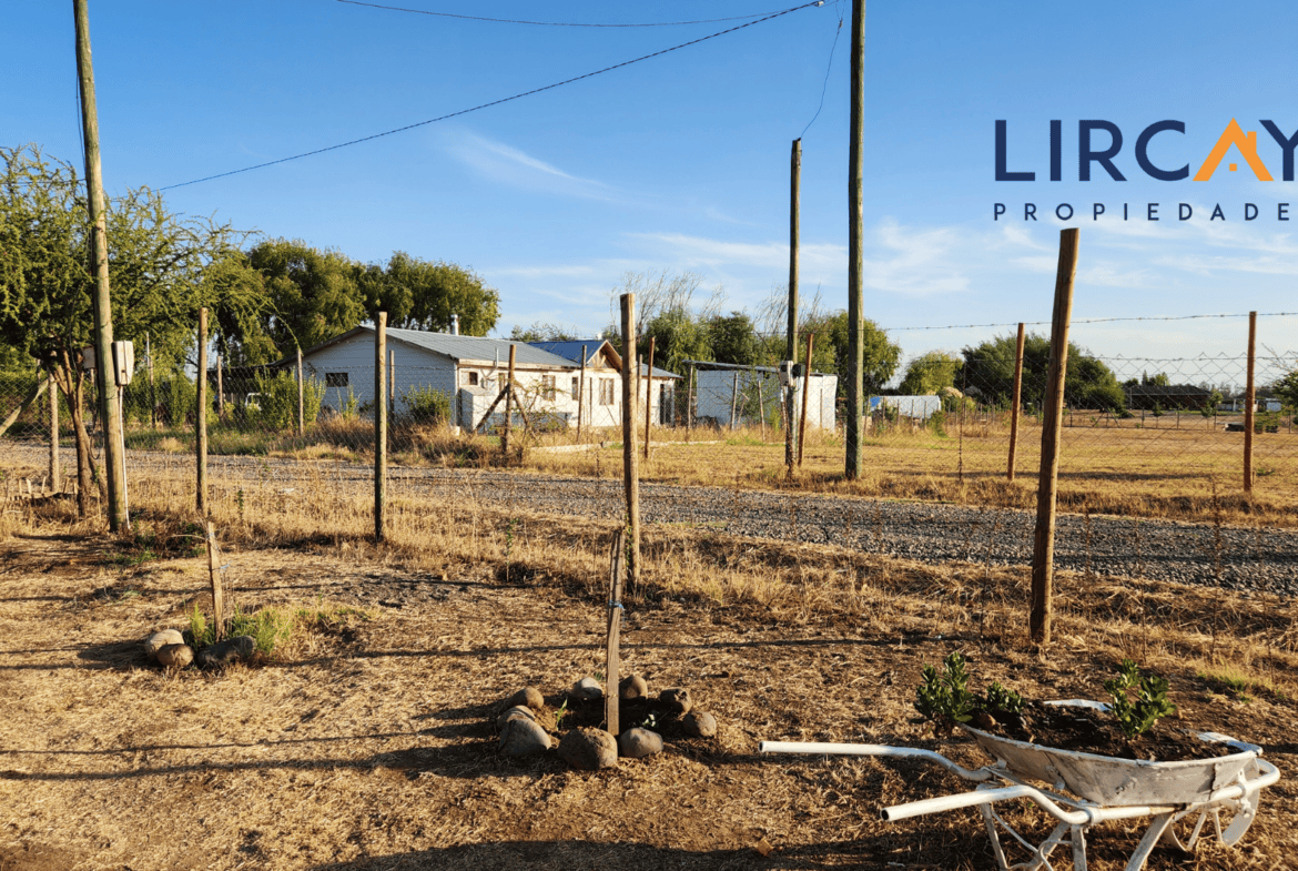 En Venta Parcela con Casa en San Rafael.