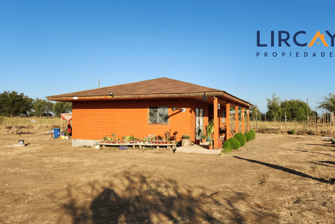 En Venta Parcela con Casa en San Rafael.