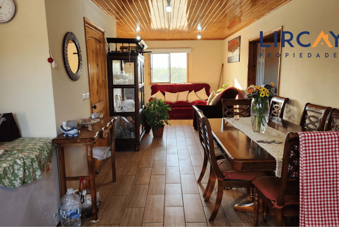 En Venta Parcela con Casa en San Rafael.