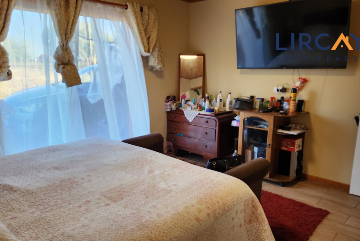 En Venta Parcela con Casa en San Rafael.