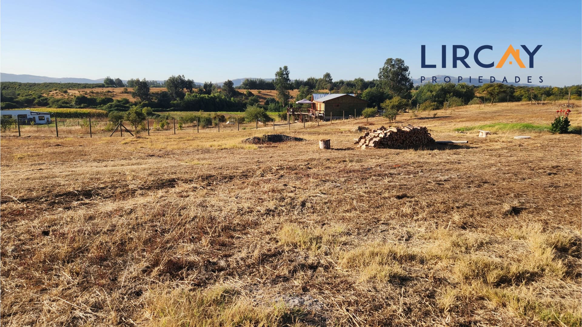 30 En Venta Parcela con Casa en San Rafael.
