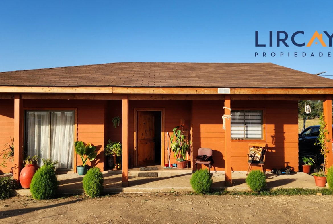 En Venta Parcela con Casa en San Rafael.
