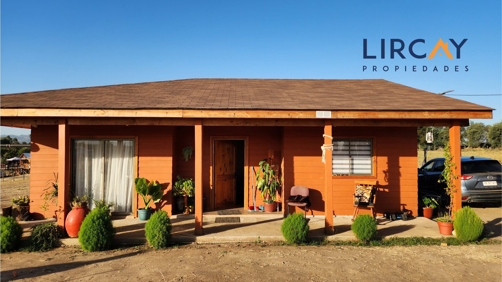 8 En Venta Parcela con Casa en San Rafael.