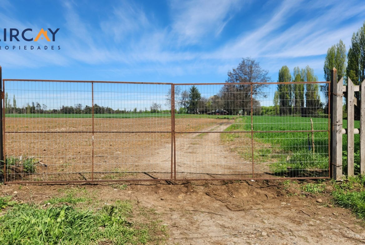 Gran Terreno en Venta comunas Parral-Retiro