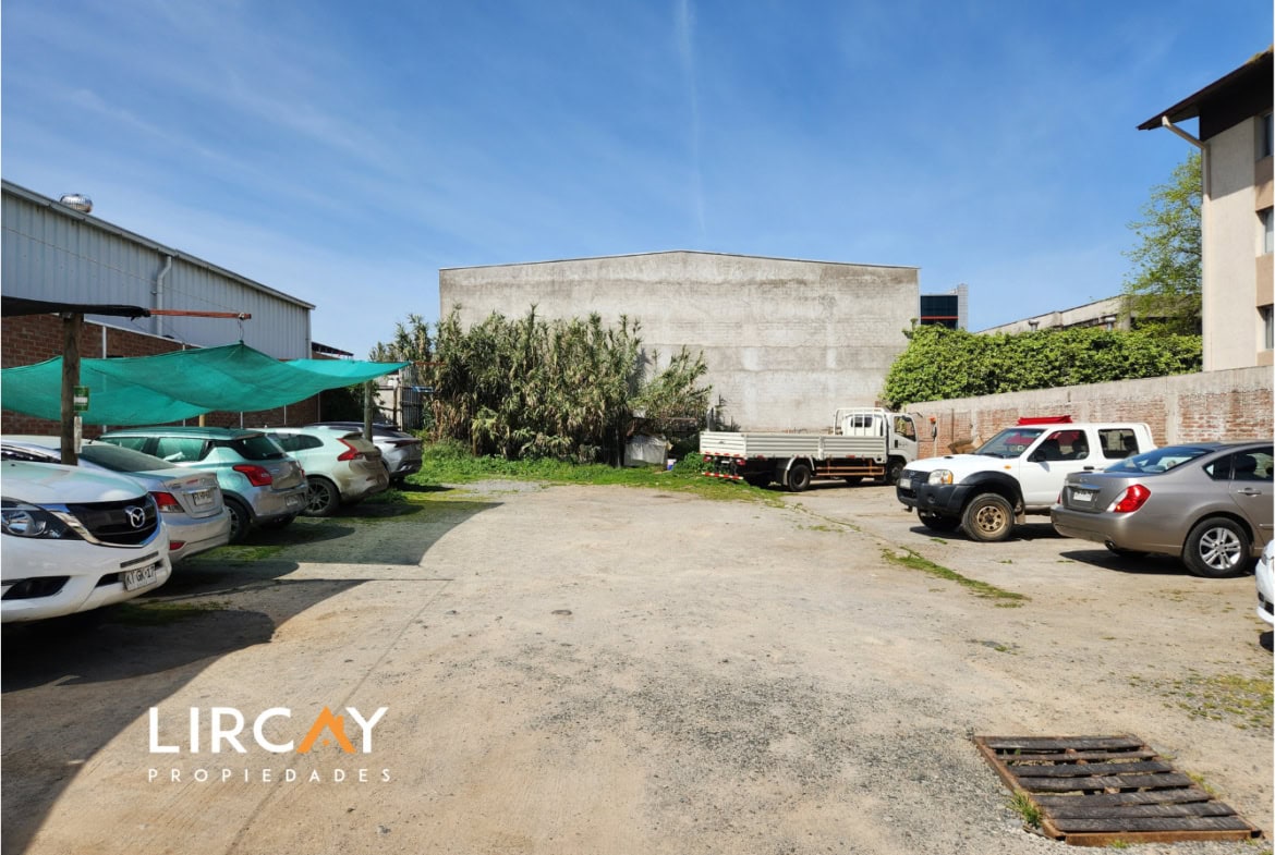 Sitio 1.085 Mts2 en Zona Comercial Talca