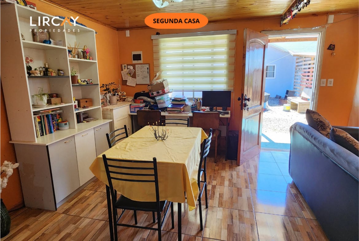 Parcela de 5.000 m² en San Rafael con Dos Casas Construidas y Terreno Plano