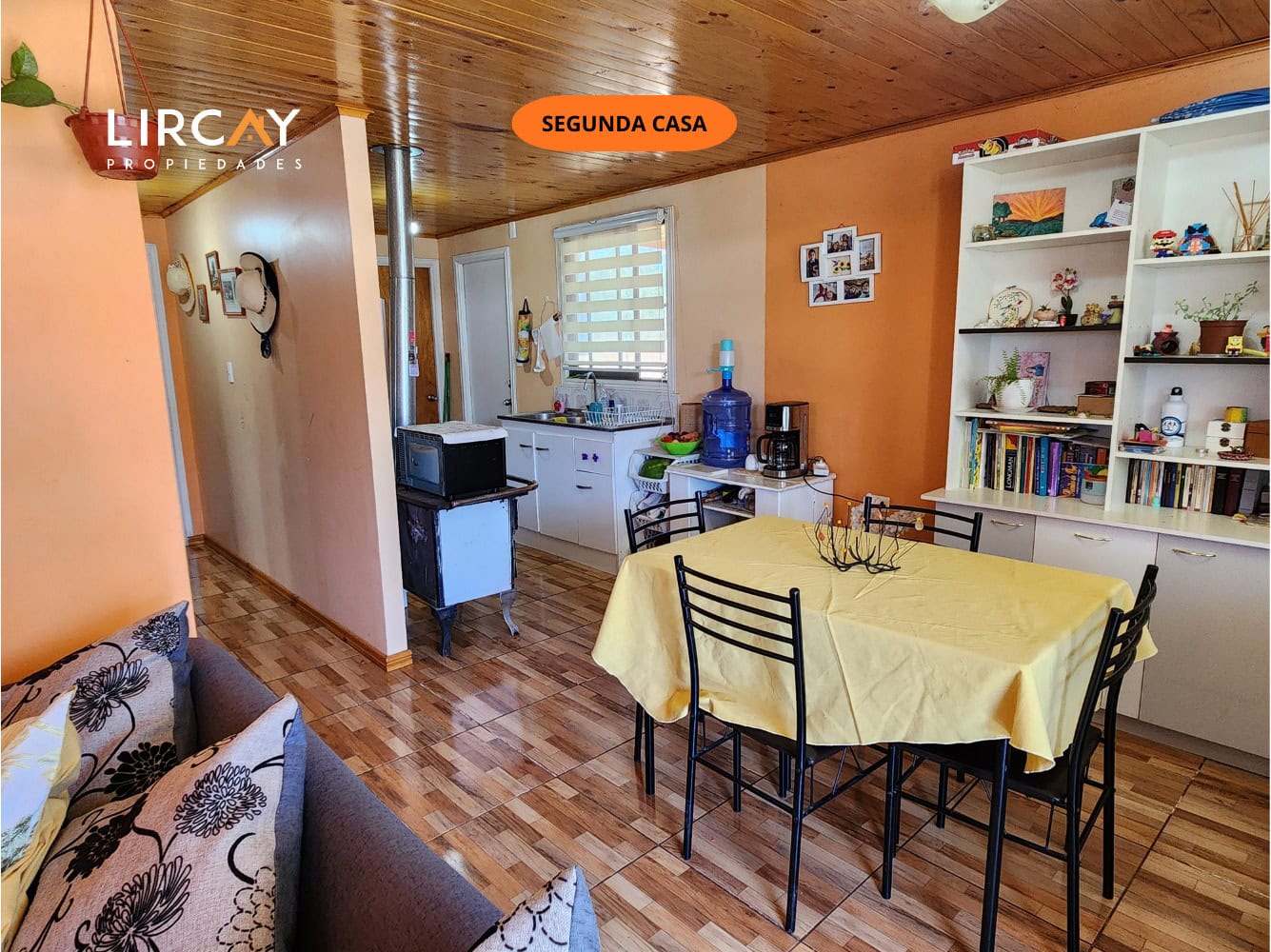 Parcela de 5.000 m² en San Rafael con Dos Casas Construidas y Terreno Plano