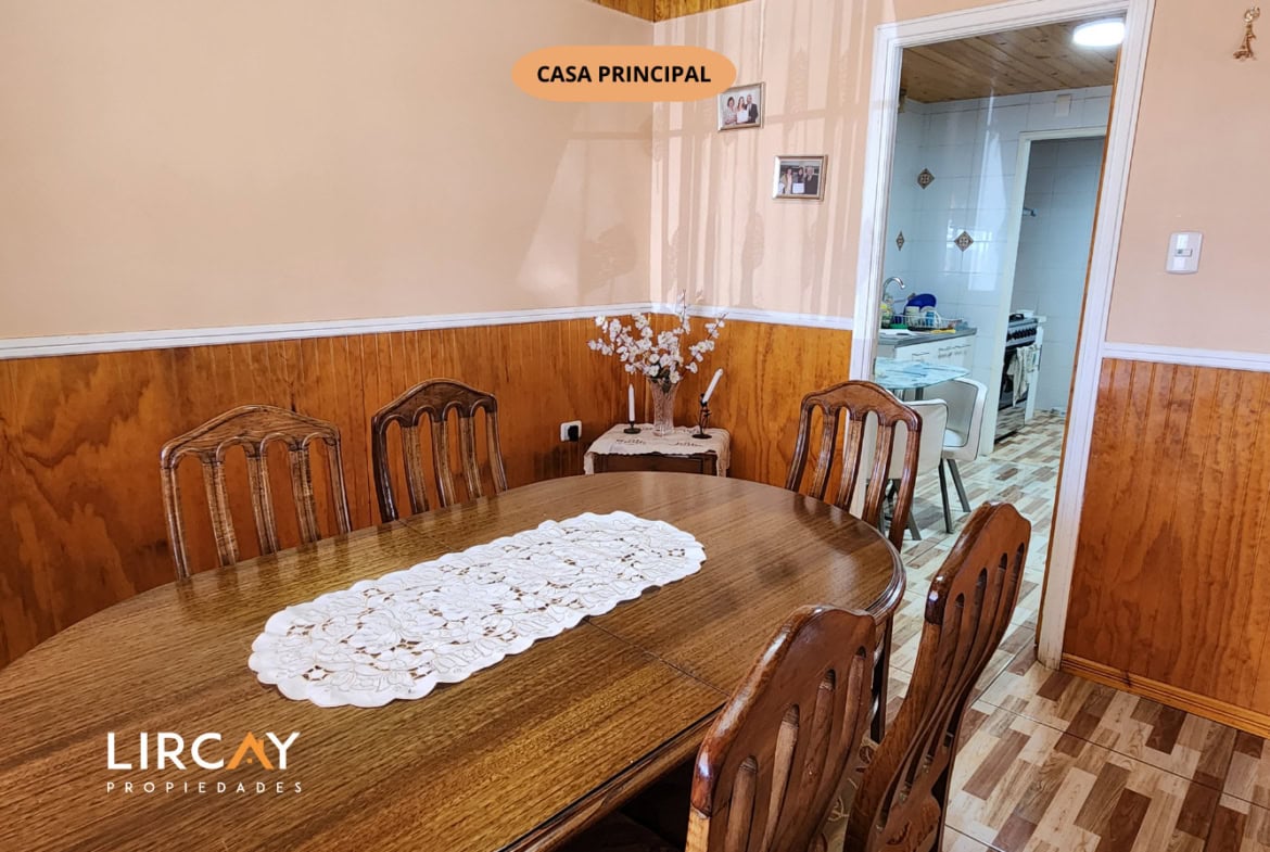 Parcela de 5.000 m² en San Rafael con Dos Casas Construidas y Terreno Plano