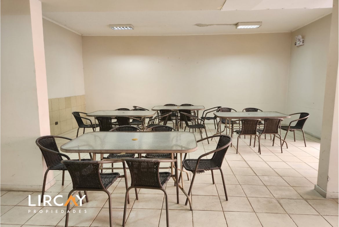 Amplio Departamento en Venta en Plaza Las Heras, Talca!