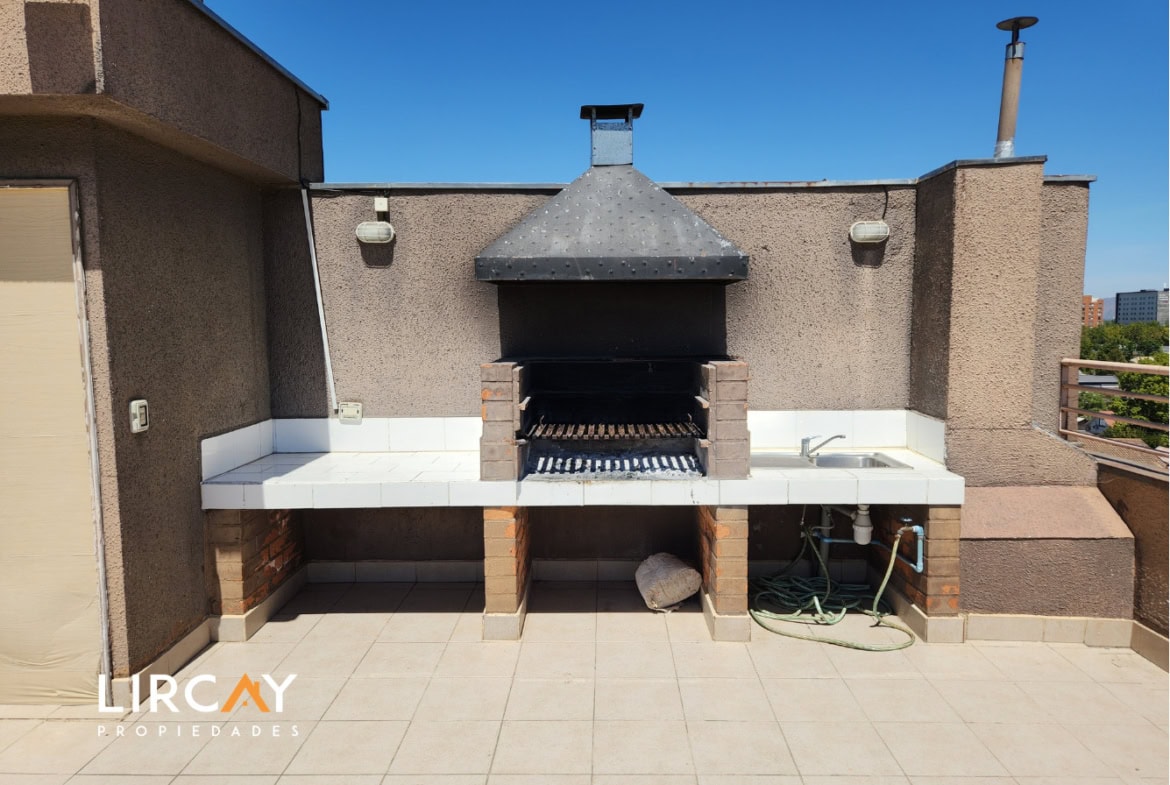 Amplio Departamento en Venta en Plaza Las Heras, Talca!