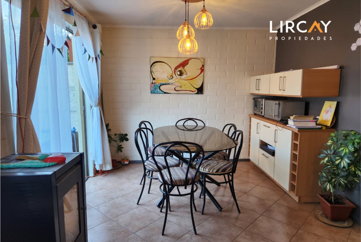 Casa en Venta. 100mts de inmejorable ubicación.
