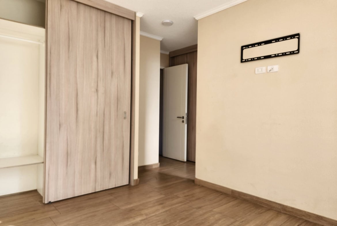 Oportunidad de Inversión. Depa en Venta en Avda Lircay, frente UTAL!.
