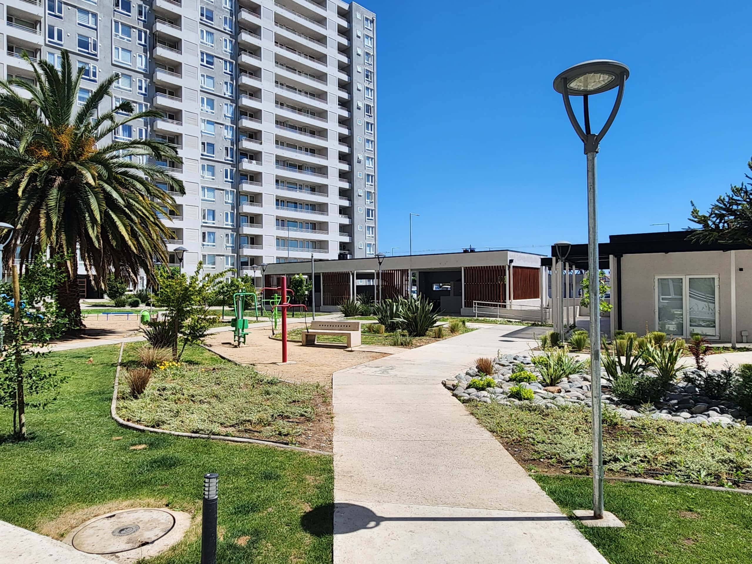 Oportunidad de Inversión. Depa en Venta en Avda Lircay, frente UTAL!.