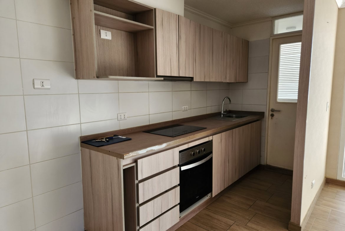 Oportunidad de Inversión. Depa en Venta en Avda Lircay, frente UTAL!.