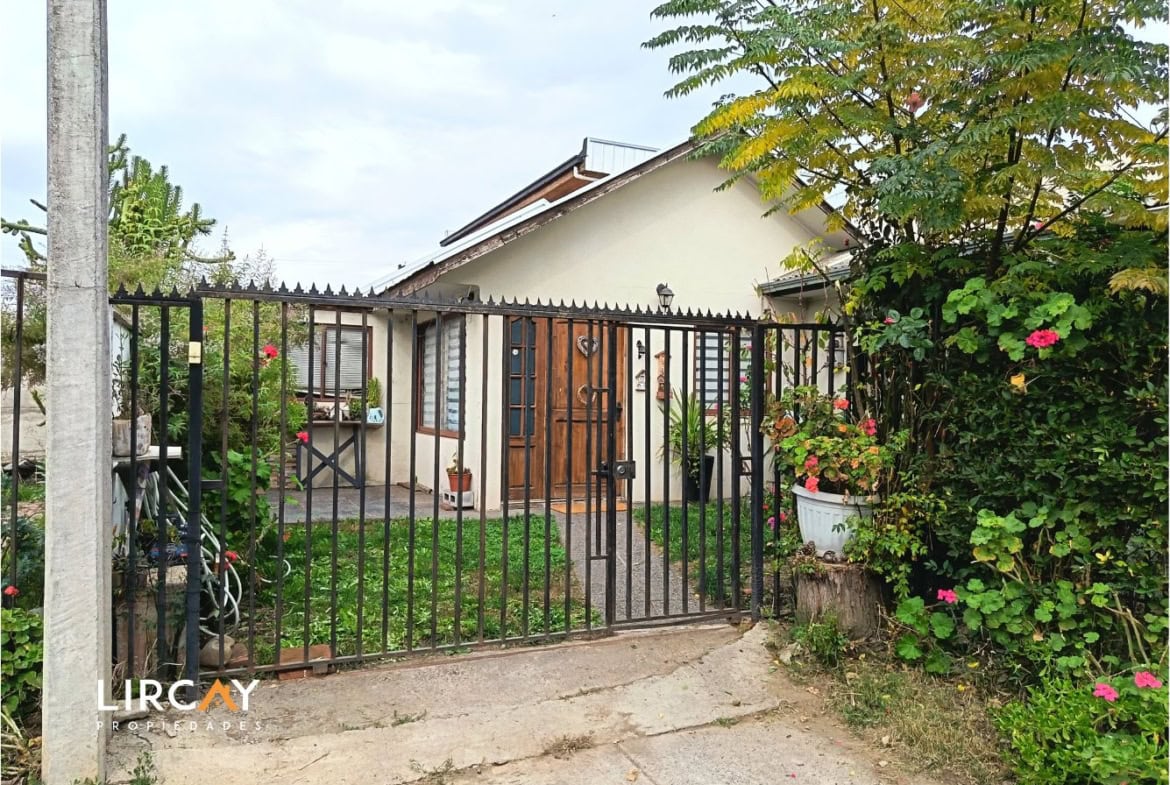 Encantadora y Espaciosa Casa de 1 Piso en Venta, Talca!