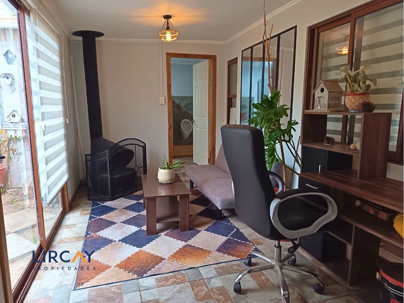 11 Encantadora y Espaciosa Casa de 1 Piso en Venta, Talca!