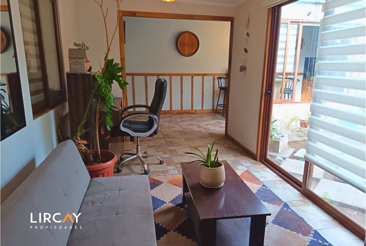Encantadora y Espaciosa Casa de 1 Piso en Venta, Talca!
