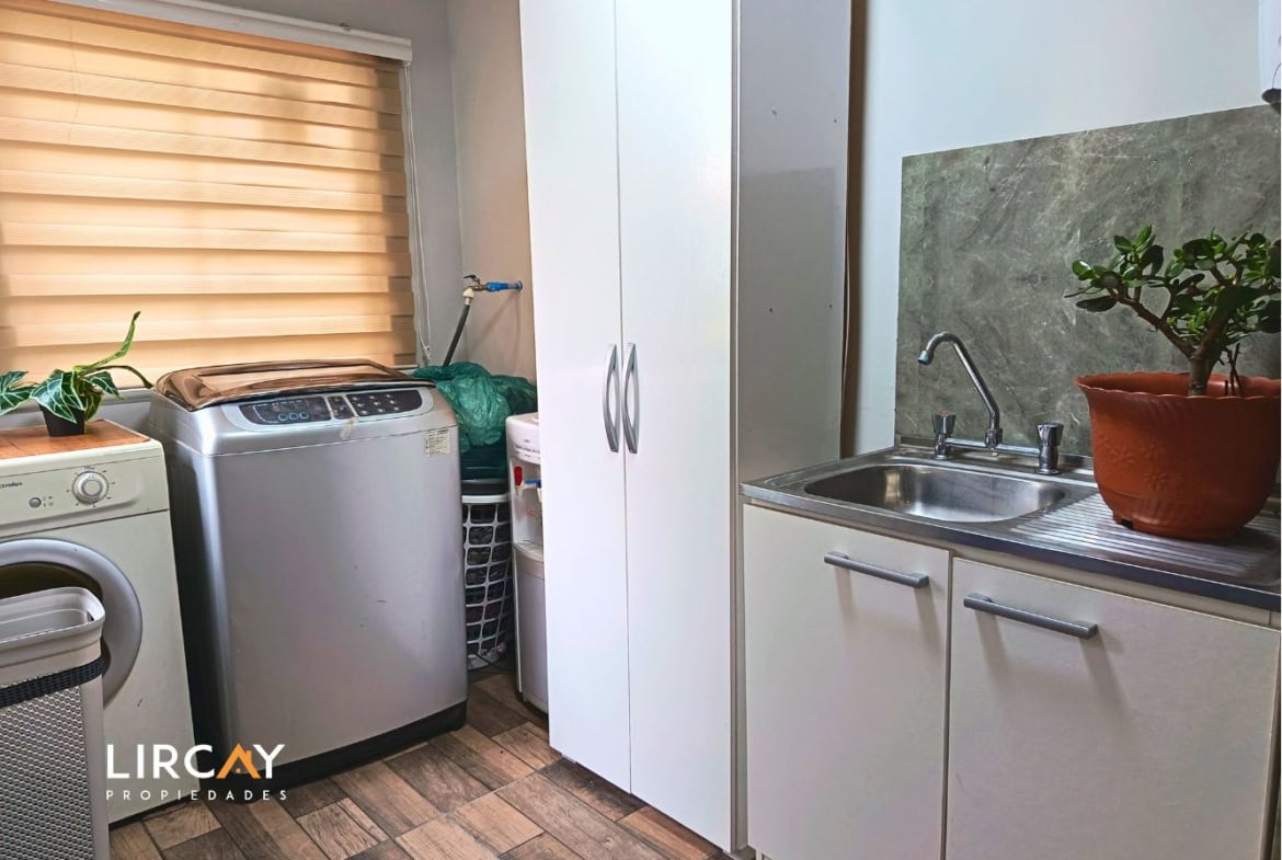 Encantadora y Espaciosa Casa de 1 Piso en Venta, Talca!