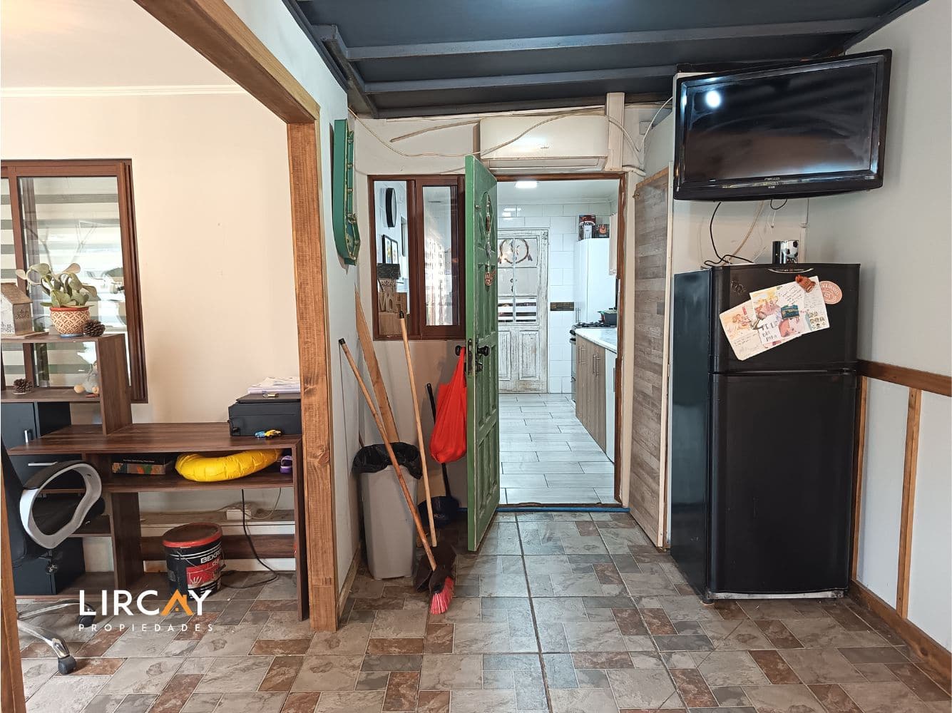16 Encantadora y Espaciosa Casa de 1 Piso en Venta, Talca!