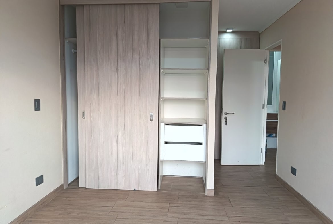 Arriendo departamento en Avda Lircay 2d 2b!