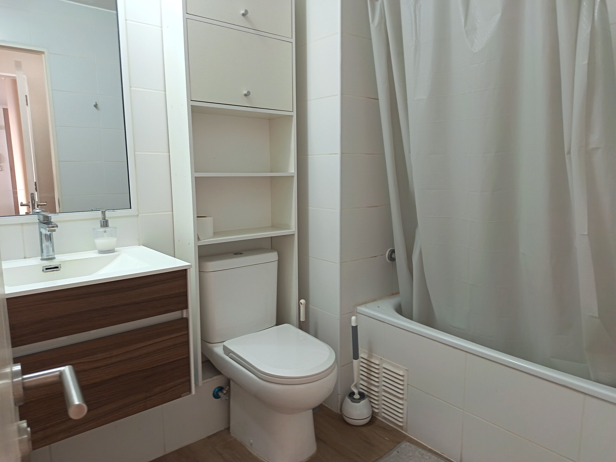 Arriendo departamento en Avda Lircay 2d 2b!